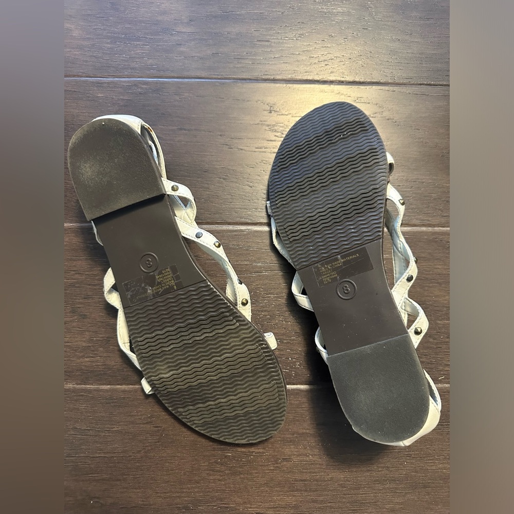 Sandals - Picture 3 of 3